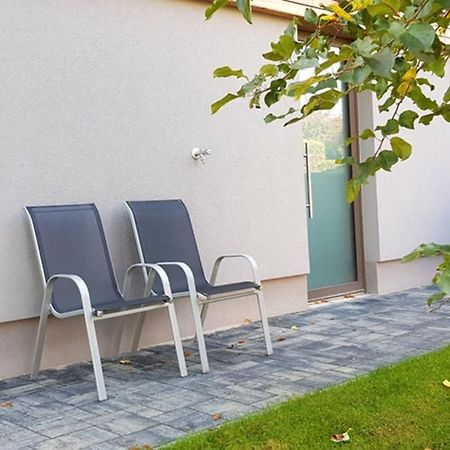 Suite With Back Garden Карловы Вары Экстерьер фото
